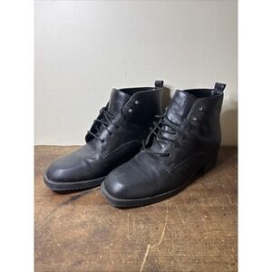 Vtg Black Lace Up Cobbie Cuddlers Booties Women's 7 1/2
